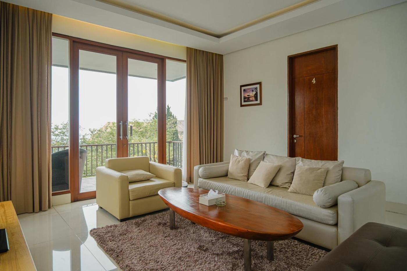 בנדונג Oyama City View Villa 4 Bedrooms With A Private Swimming Pool מראה חיצוני תמונה